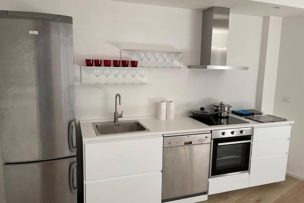Loft 81, Incantevole, Ampio, In Zona Panoramica Ancona Luaran gambar